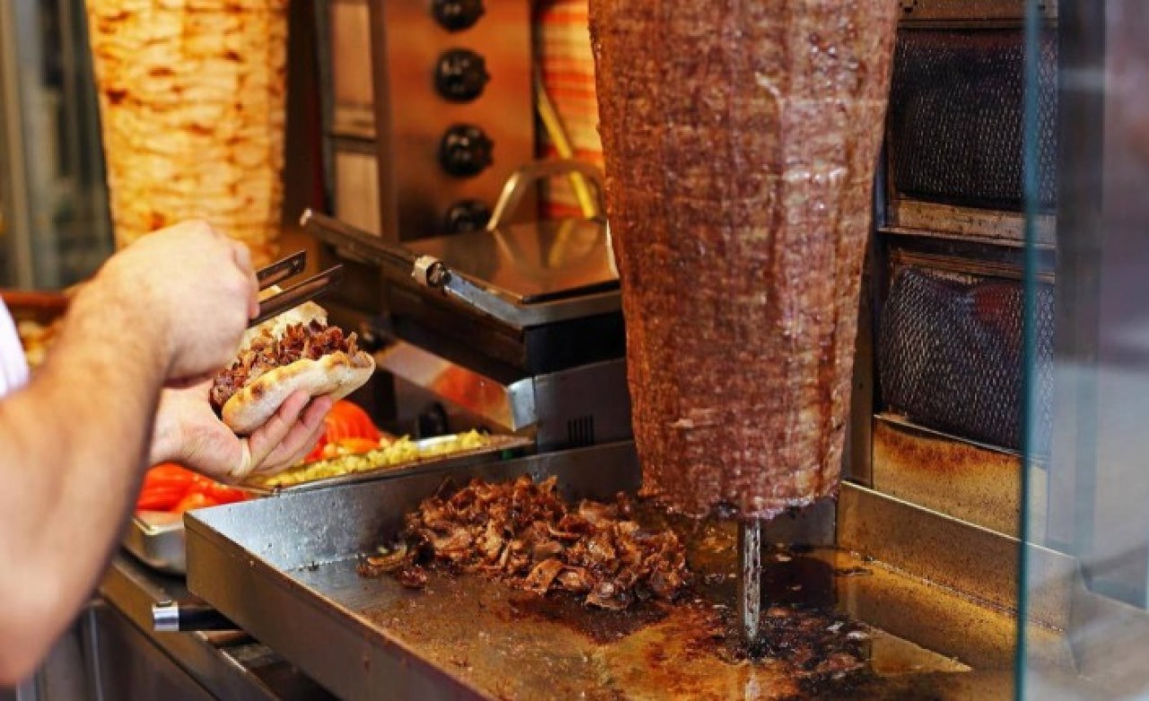 Almanya'yı sarsan kebap depremi! Dükkanlar birkaç ay içinde kapanacak!