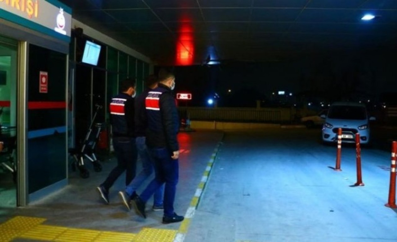 Aralarında 8 yüzbaşı,  14 üsteğmen de var: TSK'da büyük operasyon