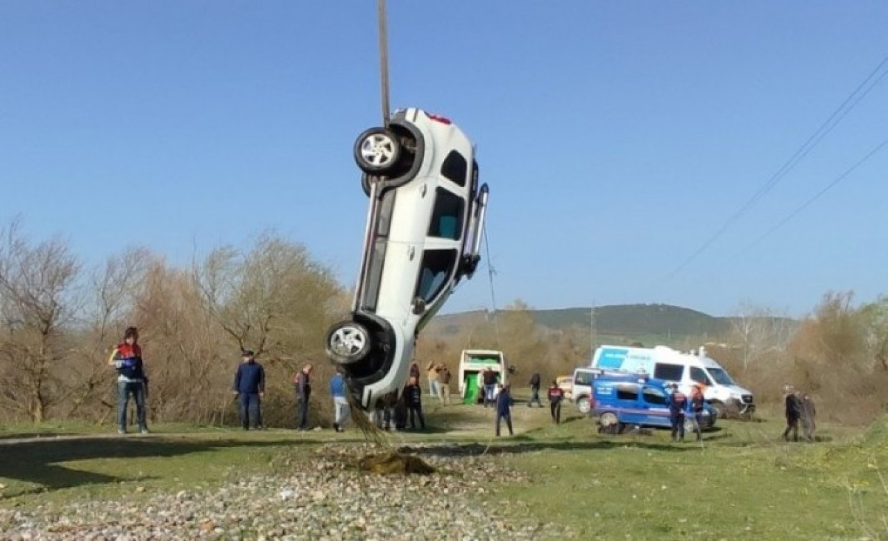 Bursa'da cesedi göle uçan araçta bulundu: Alaettin Esmer öldü