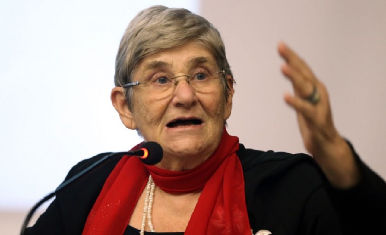 Canan Karatay uyardı: Sakın evde kullanmayın,  beyni bozuyor