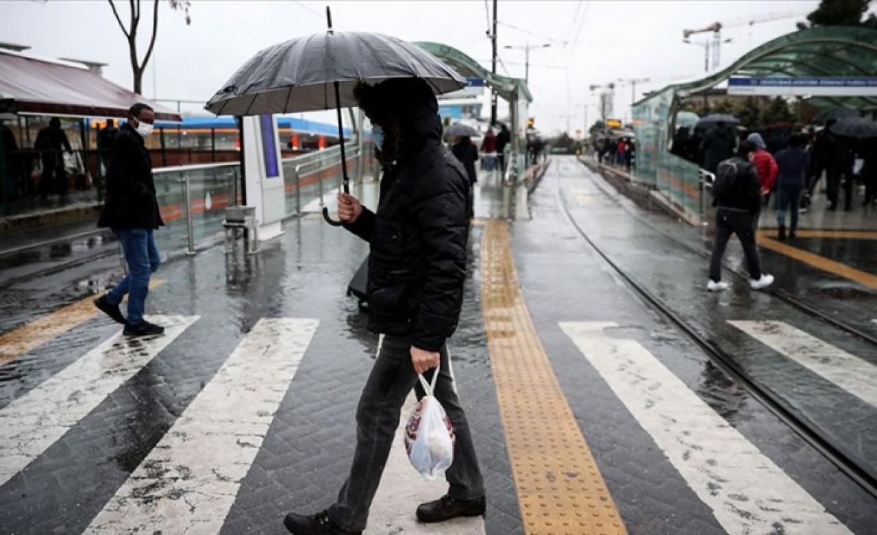 Dikkat! Hava sıcaklığı hızla düşecek,  bu bölgelerde kar bile yağacak!