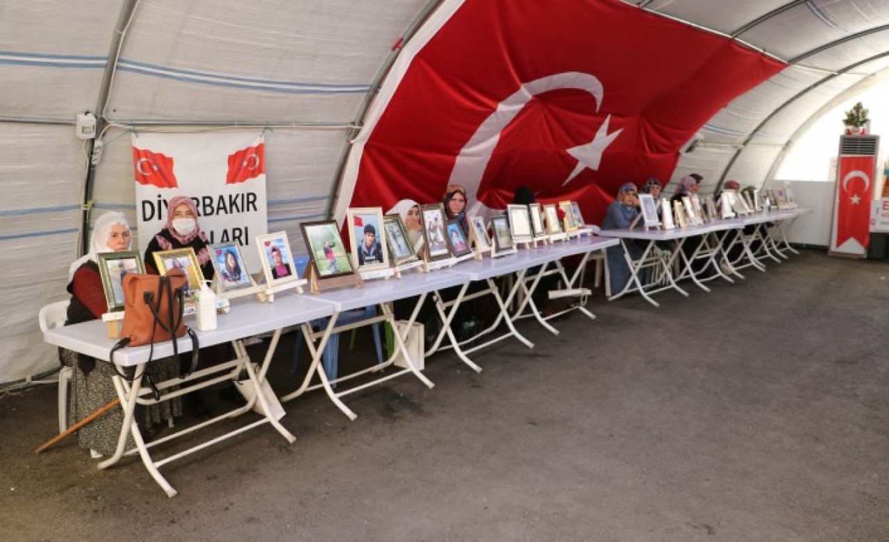 Diyarbakır annelerinin evlat nöbeti kararlılıkla sürüyor