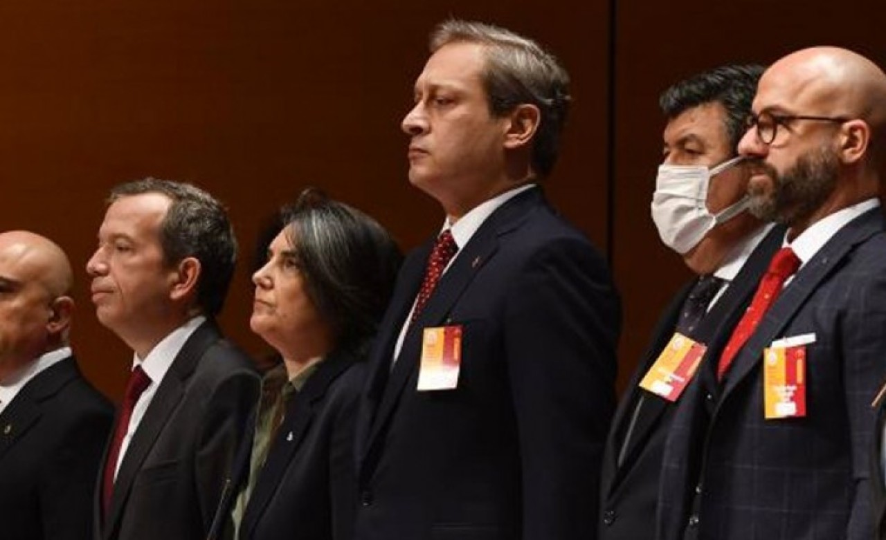 Galatasaray'ın genel kurulunun iptalinin arkasından bakın kim çıktı? Adnan Oktar detayı