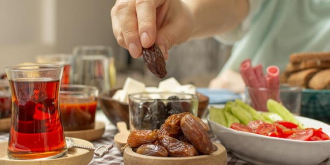 İşte oruç tutarken acıkmamanın ve susuzluk çekmemenin yolları