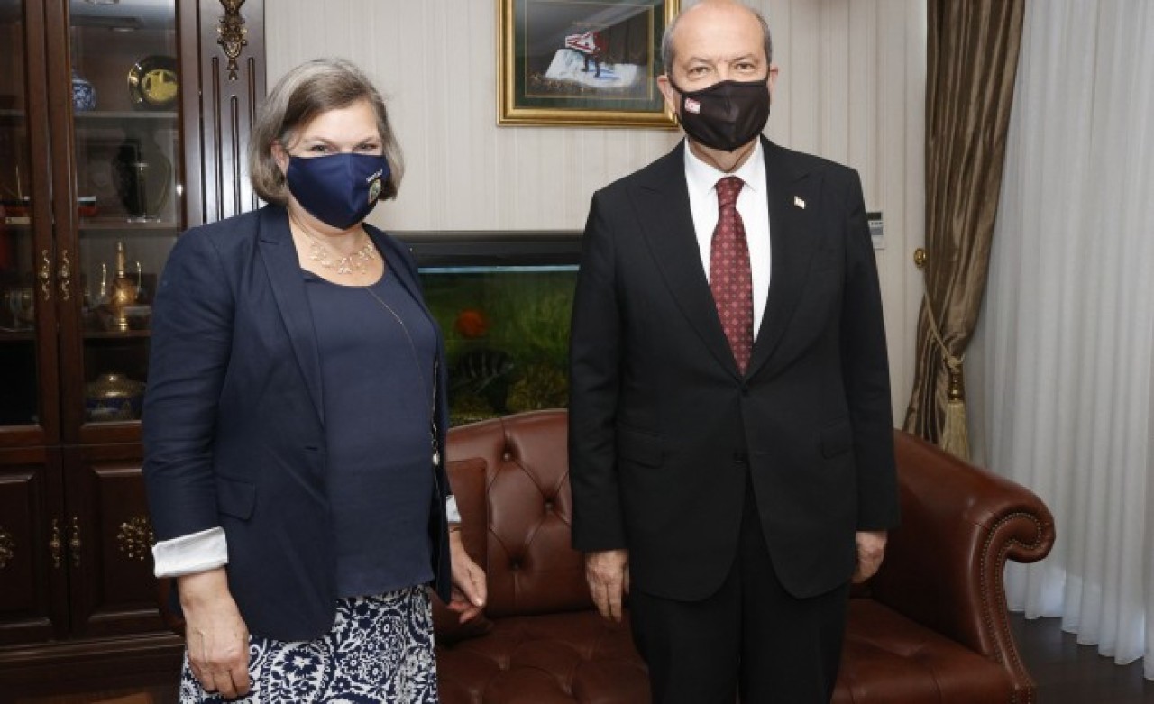 KKTC Cumhurbaşkanı Tatar,  ABD Dışişleri Bakanlığı Müsteşarı Nuland’ı kabul etti