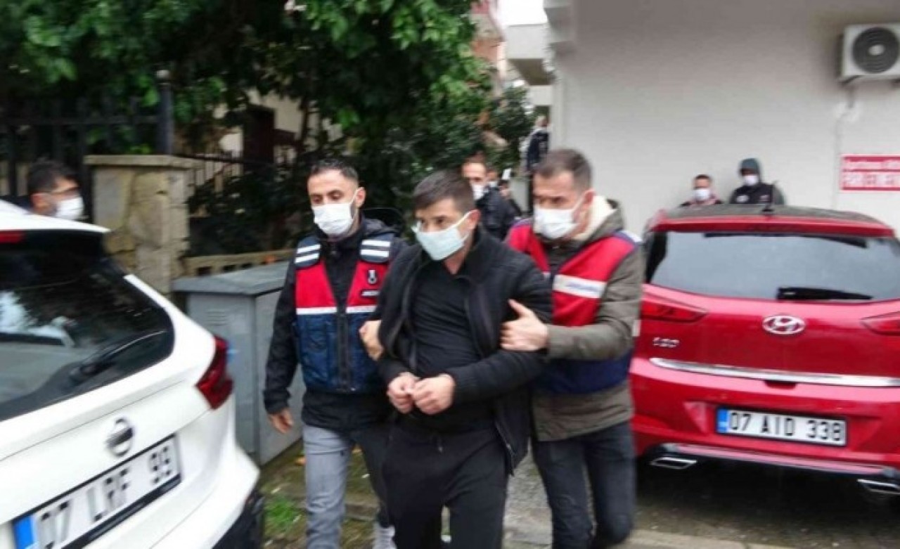 Manavgat'ta cinayet şüphelisi Deniz Çelik,  yakalanacağını anlayınca intihar etti
