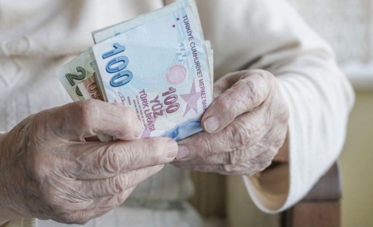 Enflasyon rakamları açıkladı: Memur ve emekli maaşları ne kadar artacak?
