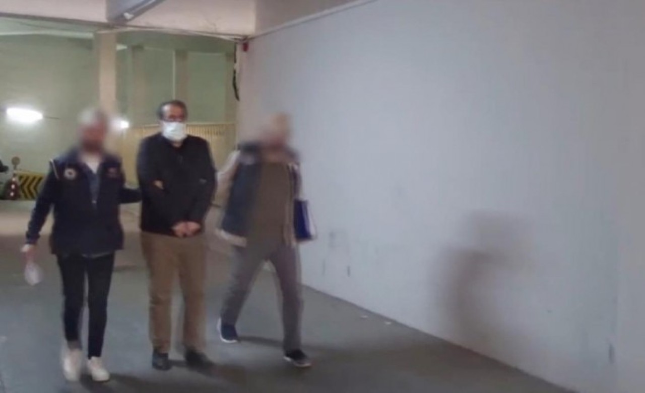 Öğrencilerini PKK'ya katılmaları için zorlayan öğretmen yakayı ele verdi