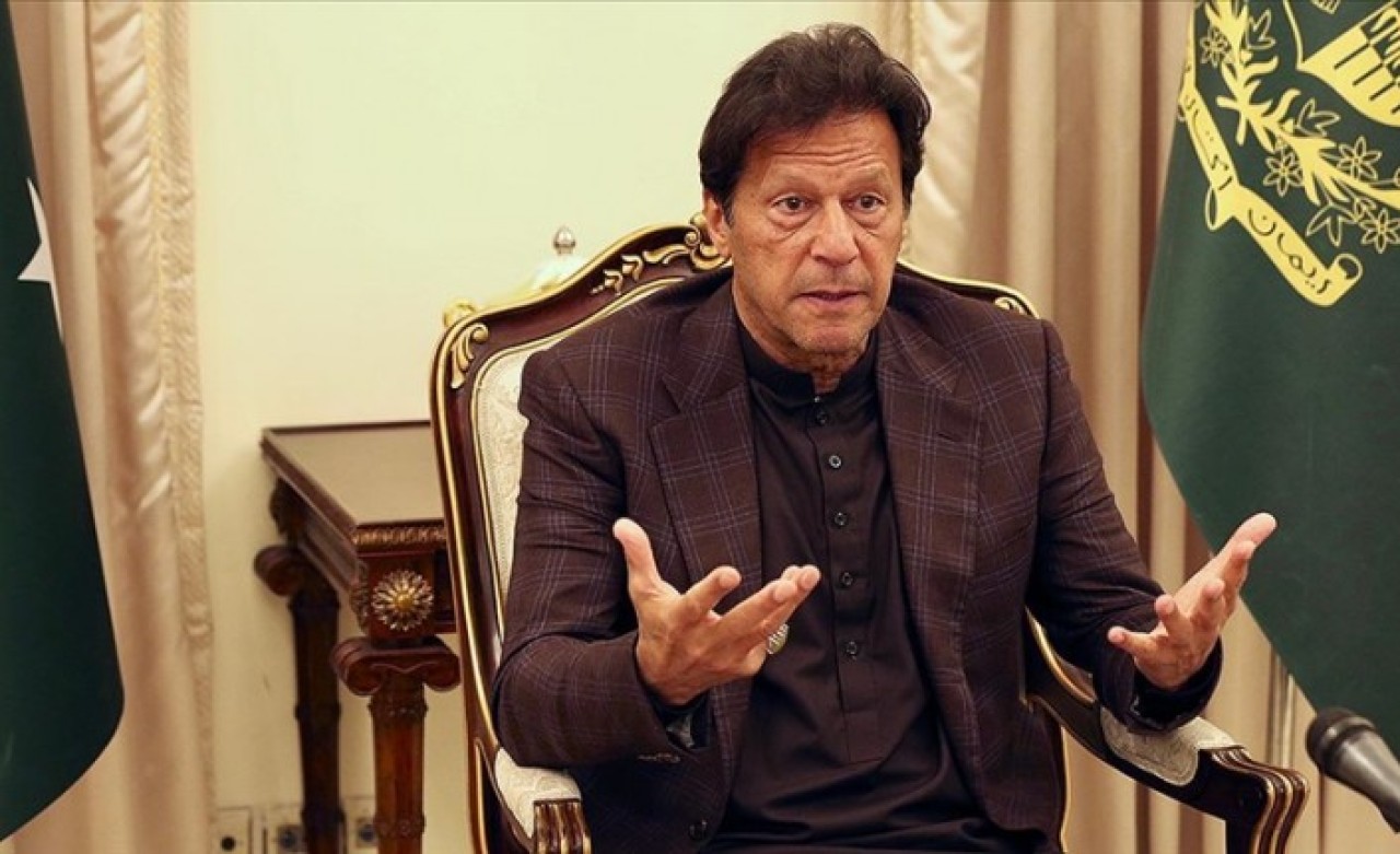 Pakistan'da İmran Han ve 123 milletvekilinden flaş hamle