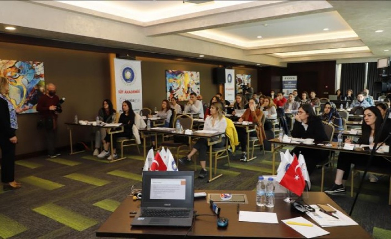 Süt Akademisi eğitim modüllerinin üçüncüsü gerçekleştirildi