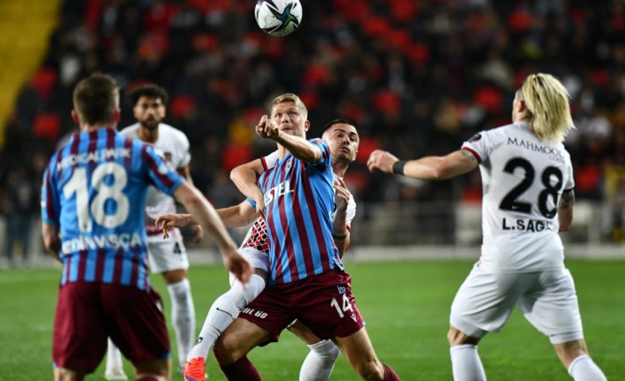 Trabzonspor,  Gaziantep'te direkten döndü!