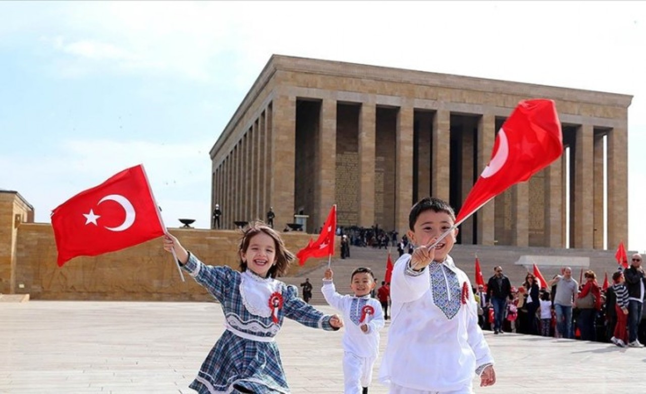 Tüm yurtta 23 Nisan coşkusu