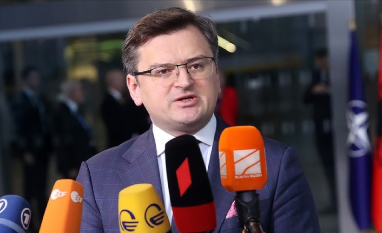 Ukrayna'dan NATO'ya çagrı: Bize silah verin,  savaş Ukrayna'da kalsın