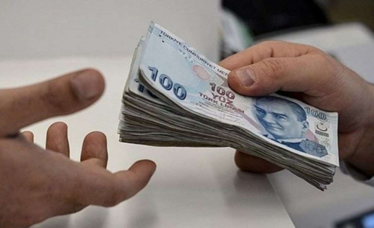 Yaşlı ve engelli aylıkları hesaplara yatırılıyor