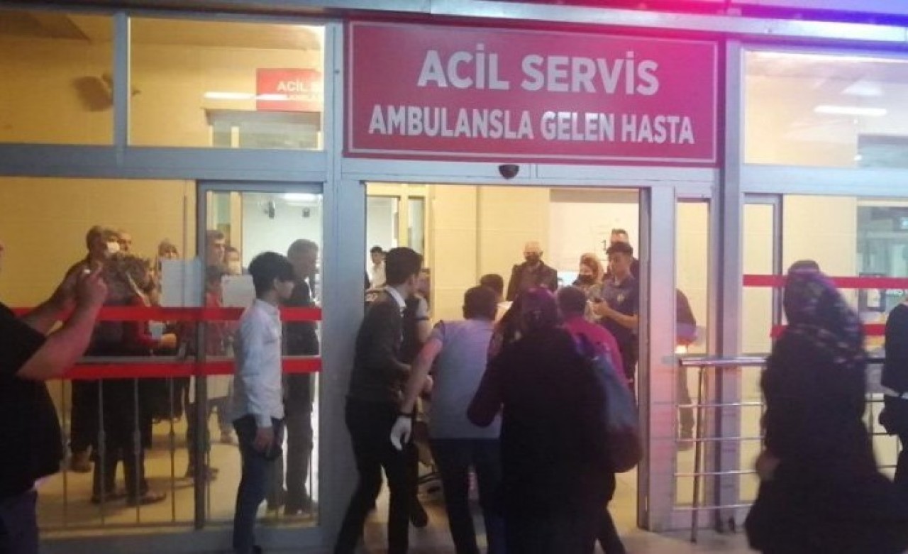 Adana'da 'Bu ne gürültü' diye evin önüne çıktı,  vuruldu: Zafer Çamur öldü