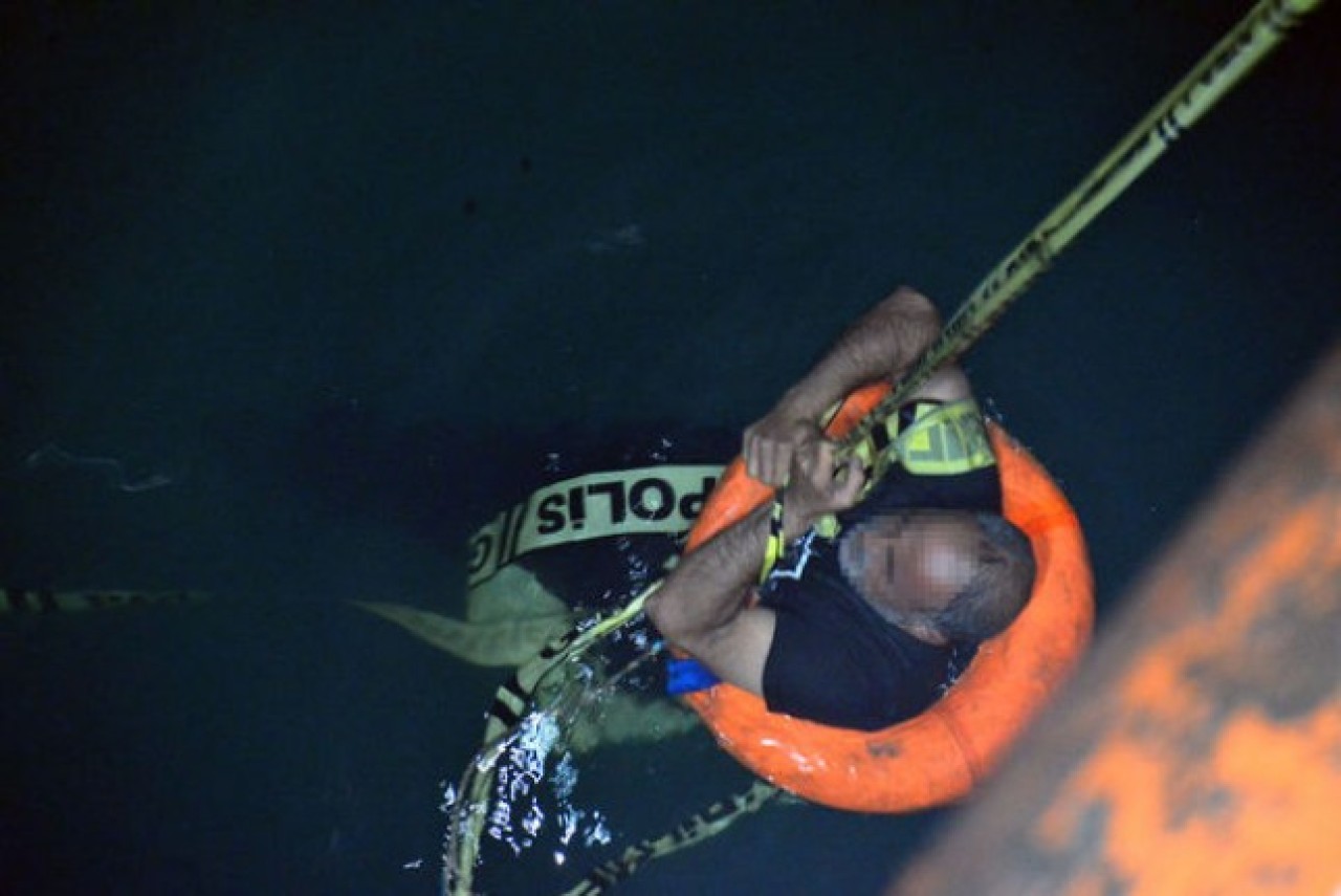 Adana'da iki sevgili köprüden atladı,  kadın öldü. Kurtarılan erkek: Rezil olduk!