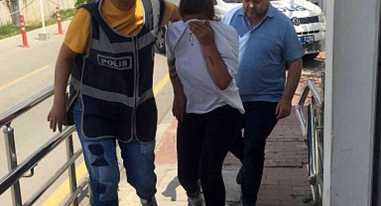 Adana'da kadının öfkesi: Kocasını keser sapı ile dövüp,  bir de bıçakladı
