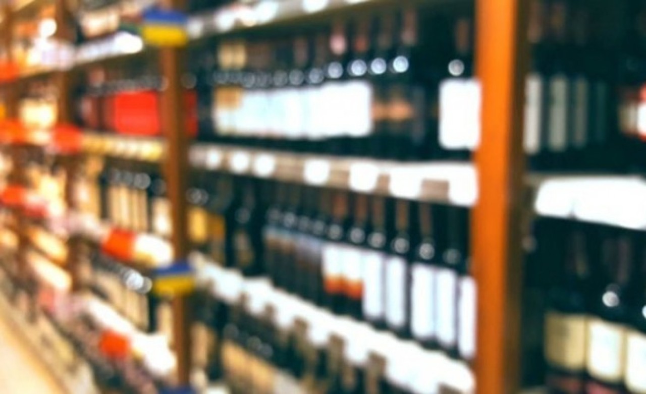 Alkollü içeceklere ve sigaraya büyük ÖTV zammı: Bakın kaç lira oldu?