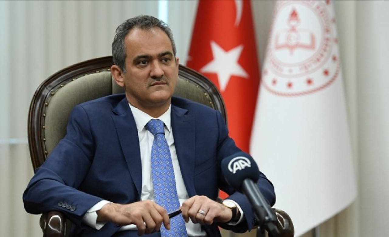 Bakan Özer: Köy okulları yaşam merkezine dönüştürülecek