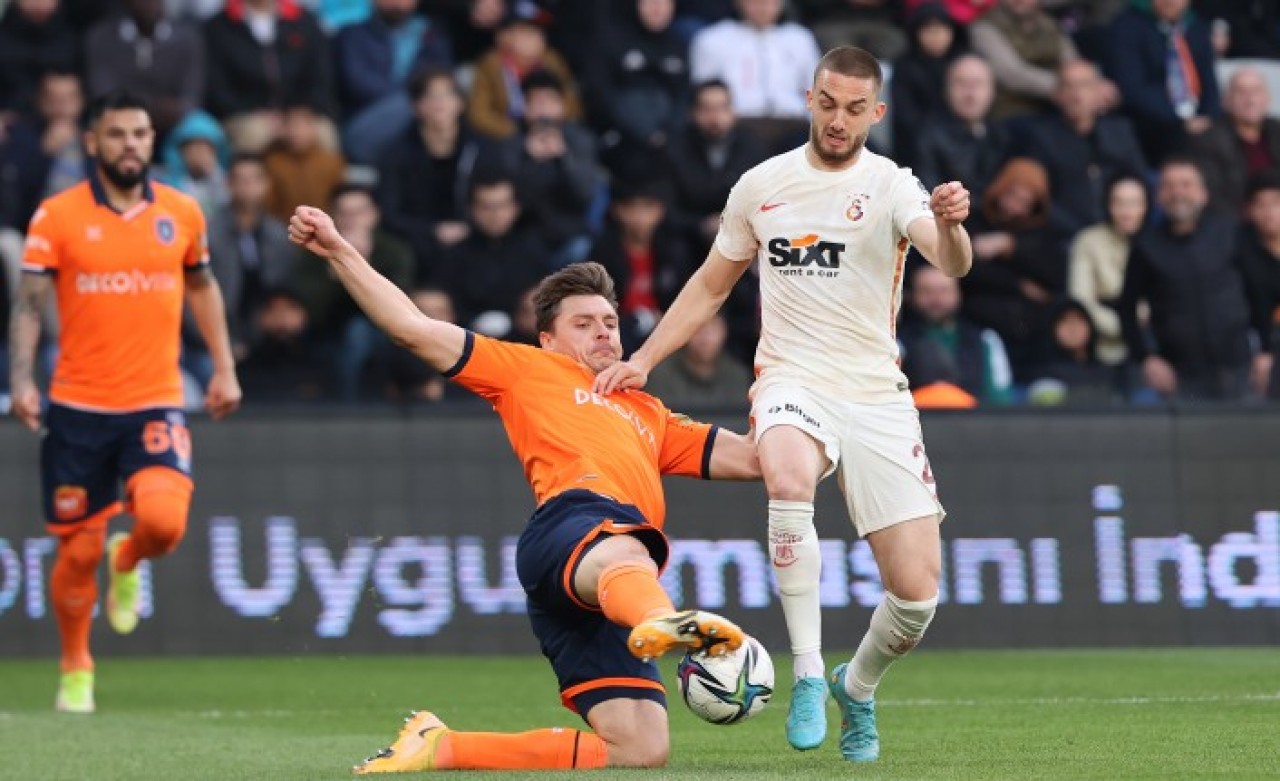 Başakşehir galibiyeti kaçırdı: Galatasaray'ı Muslera kurtardı