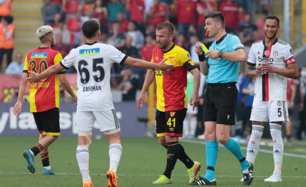 Beşiktaş,  Göztepe'yi 9 kişiyle yendi