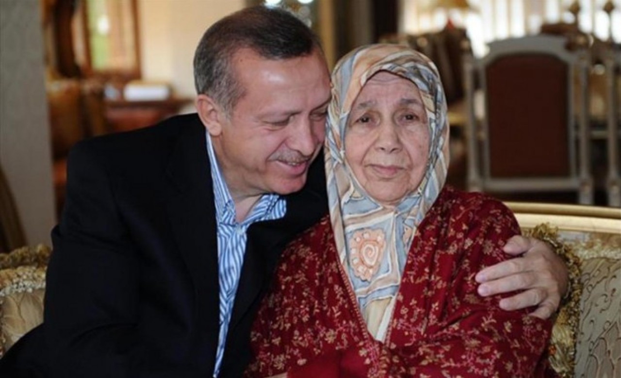 Cumhurbaşkanı Erdoğan'dan duygusal Anneler Günü mesajı: Bir de öğütte bulundu