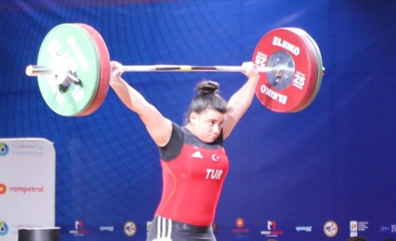 Dilara Narin,  dünya şampiyonu oldu