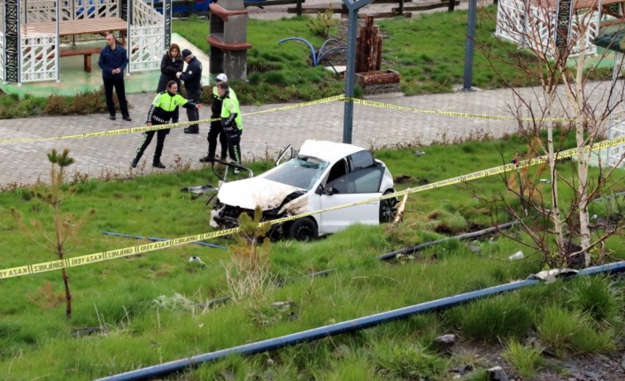 Erzurum'da otomobili devrilen Uzman Çavuş İbrahim Şentürk öldü