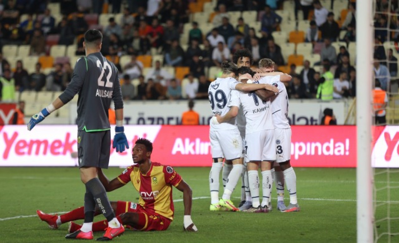 Fenerbahçe,  Malatya'da gol şov yaptı,  Şampiyonlar Ligi biletini kaptı