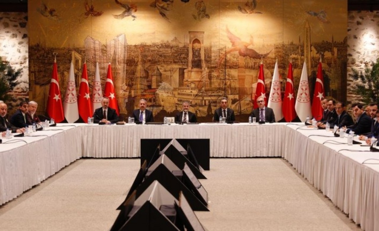 Hazine ve Maliye Bakanı Nebati iş dünyasıyla bir araya geldi: Bakın ne istedi?
