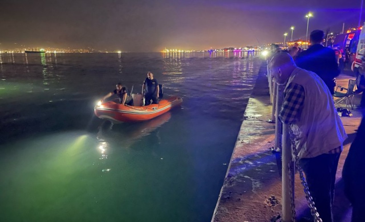 İzmit'te kız arkadaşıyla birlikte denize düşen Furkan Çiftçi öldü