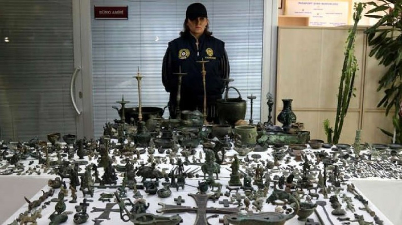 Konya merkezli tarihi eser kaçakçılarına dev operasyon