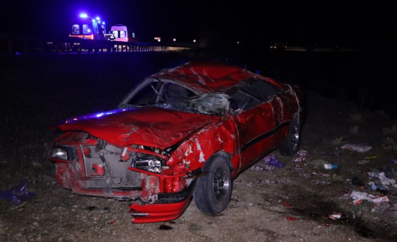 Manisa'da kaza: Eymen Demirel öldü,  Ramazan Demirel,  Kadriye Demirel,  Mehmet Ali Baysal,  İbrahim Baysal,  Fadime Baysal ve 2 çocuk daha yaralı