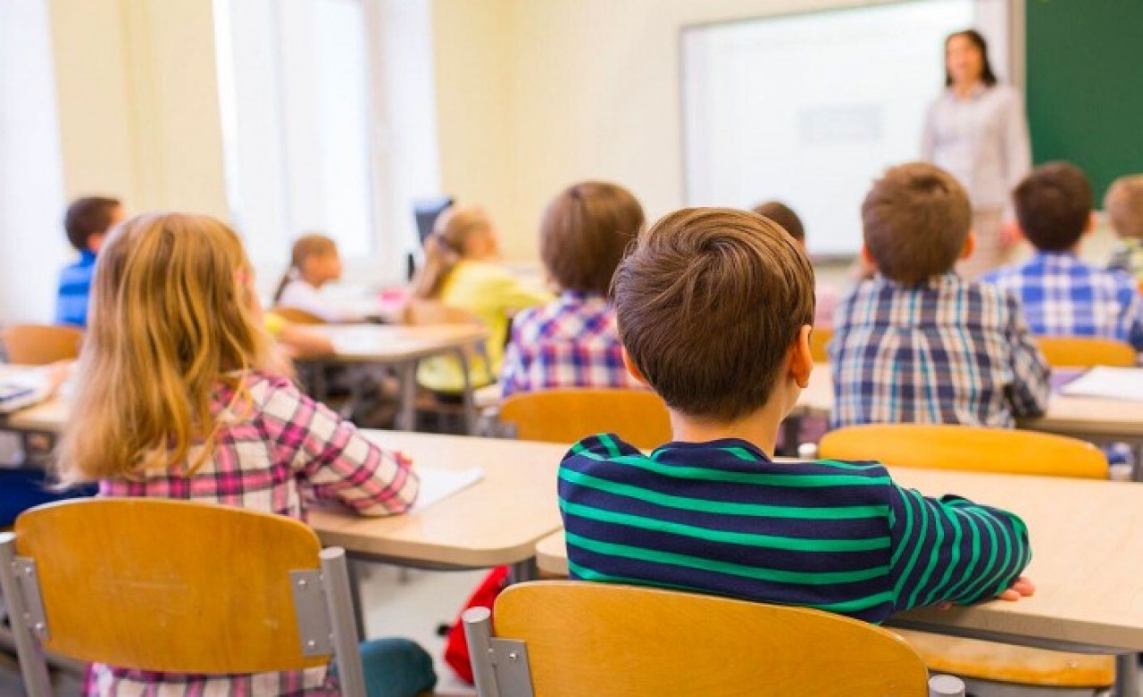Milyonlarca öğrenci ve velisine flaş haber: Okullar kapanmayacak,  yazın da ders var!