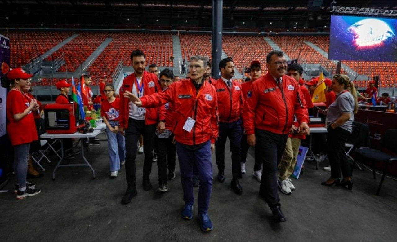 Nobel ödüllü Türk bilim insanı Aziz Sancar:Azerbaycan benim vatanımdır. Vatanıma gelmiş sayıyorum kendimi