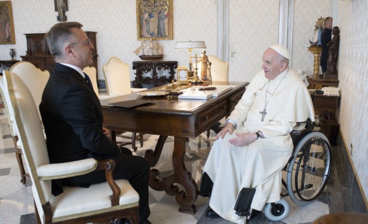 Papa'dan Cumhurbaşkanı Erdoğan'la ilgili flaş mesaj