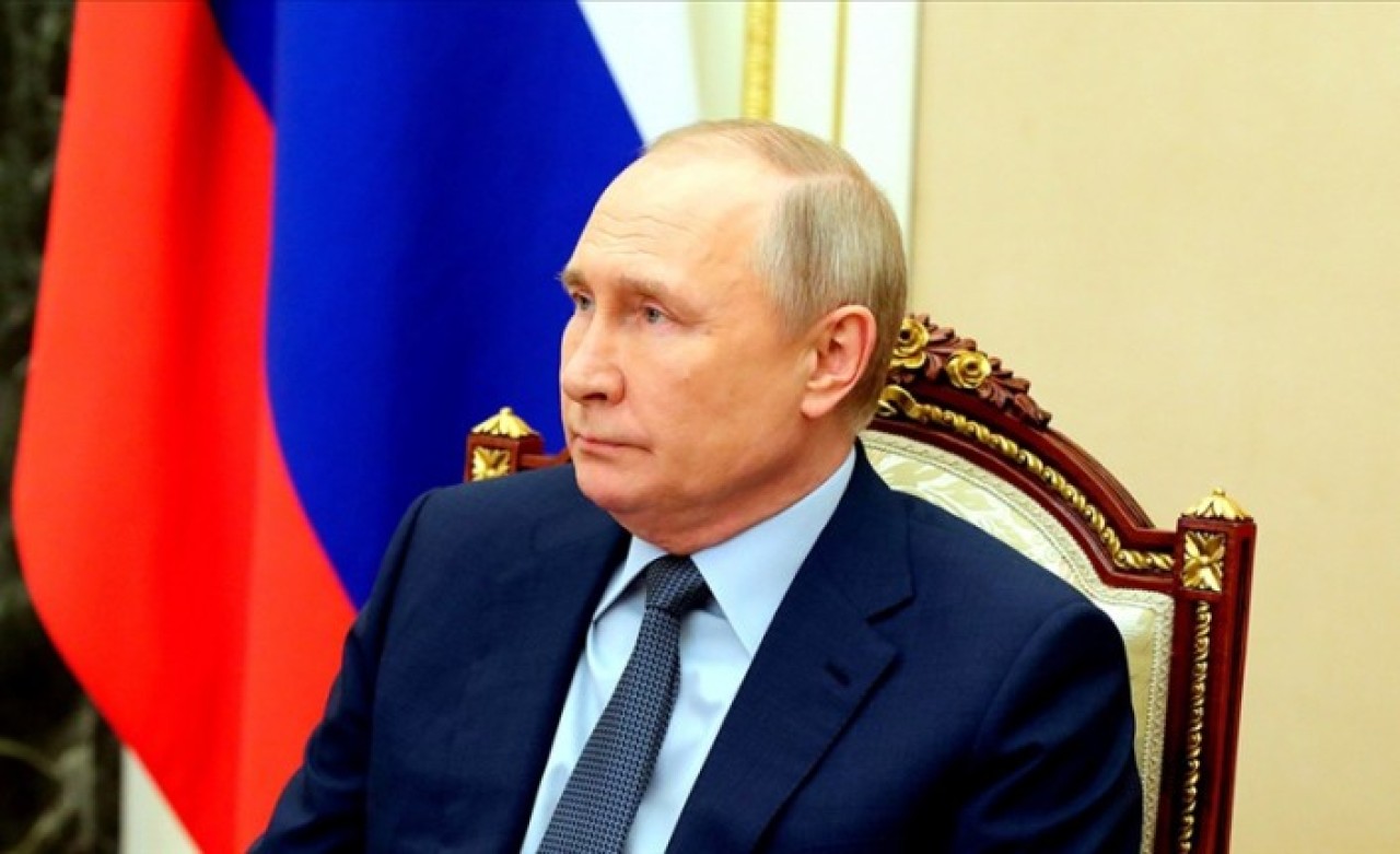 Rusya Devlet Başkanı Putin,  Ukrayna halkını tebrik etti!