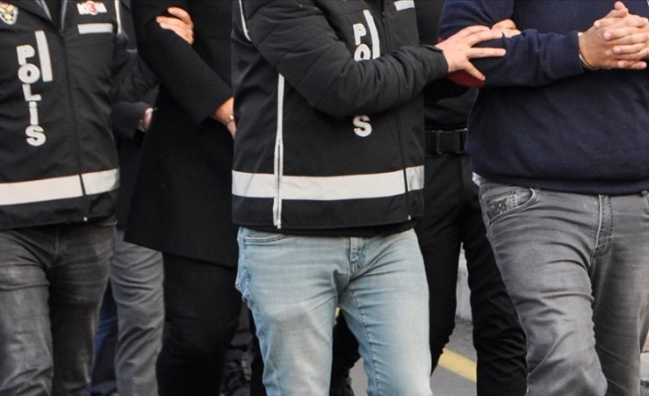 Şafak Operasyonu'nda çok sayıda gözaltı: Aralarında 1 yarbay,  3 binbaşı,  8 üsteğmen,  3 teğmen de var