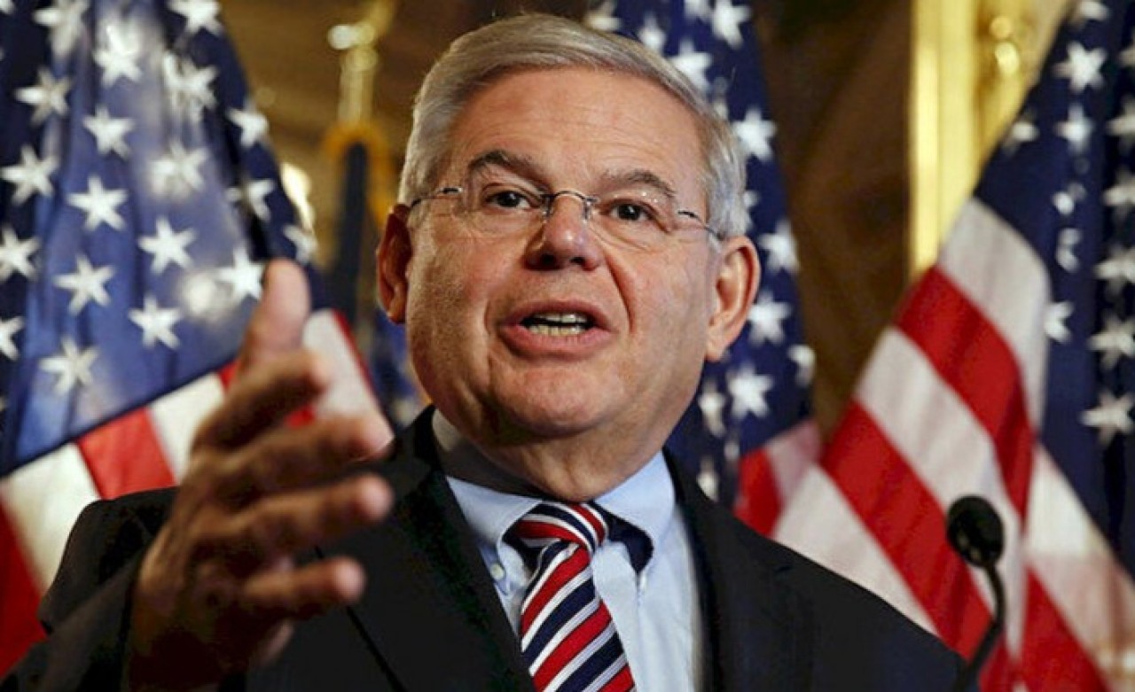 Senatör Robert Menendez: Beyaz Saray Türkiye'nin Erdoğan'ın yönetiminde olduğunu anlamalı