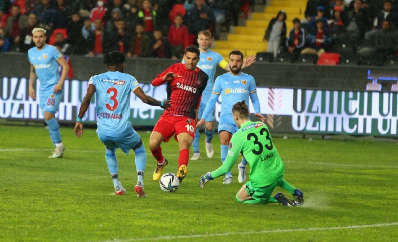 Süper Lig'den düşen 2 takım daha belli oldu