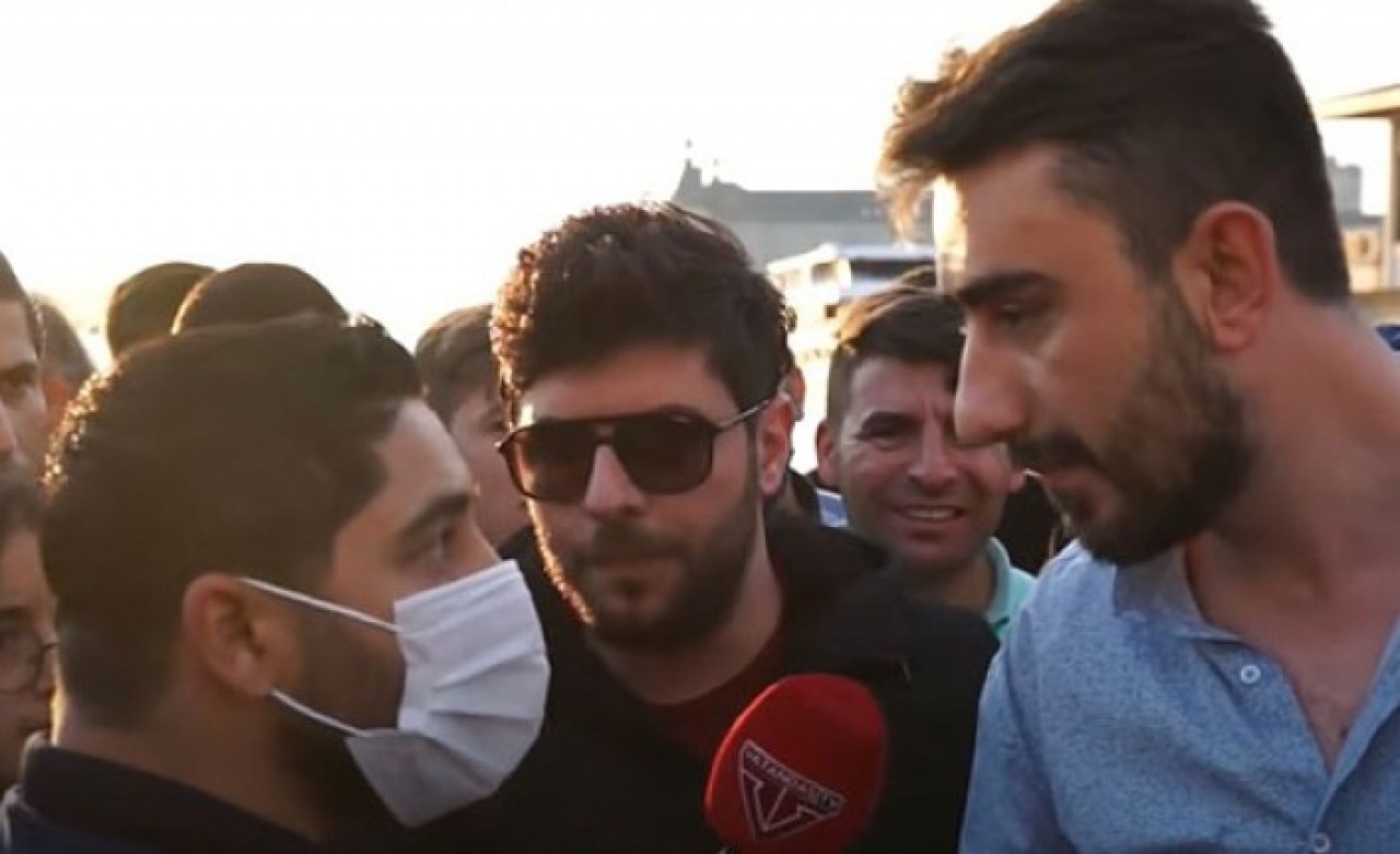 Suriye'de savaşan Türk komando röportaj verirken Suriyeli mülteci araya girdi: Komandoyu zor tuttular!