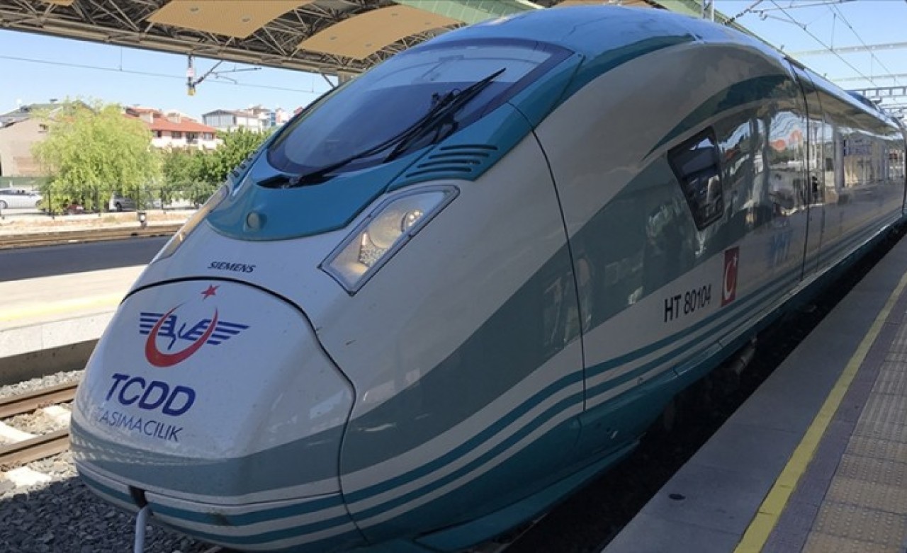 YHT'de en yüksek günlük taşıma rekoru kırıldı