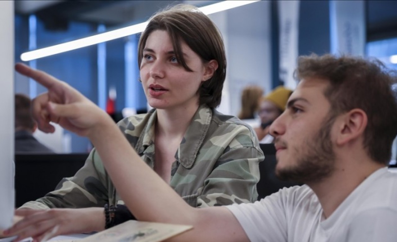 18 yaşından büyük herkes ücretsiz eğitimle 15 ayda yazılımcı olabiliyor