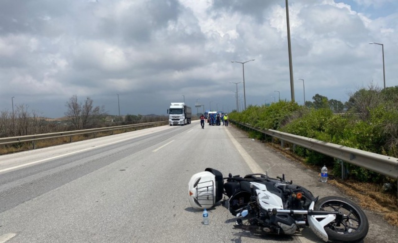 Adana'da bariyere çarpan motosikletteki Soner Çelik öldü,  Ali Gül yaralı
