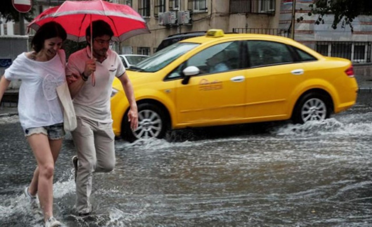 AFAD'dan 3 ilimize şiddetli yağış uyarısı: Bu kentlerde yaşayanlar dikkat
