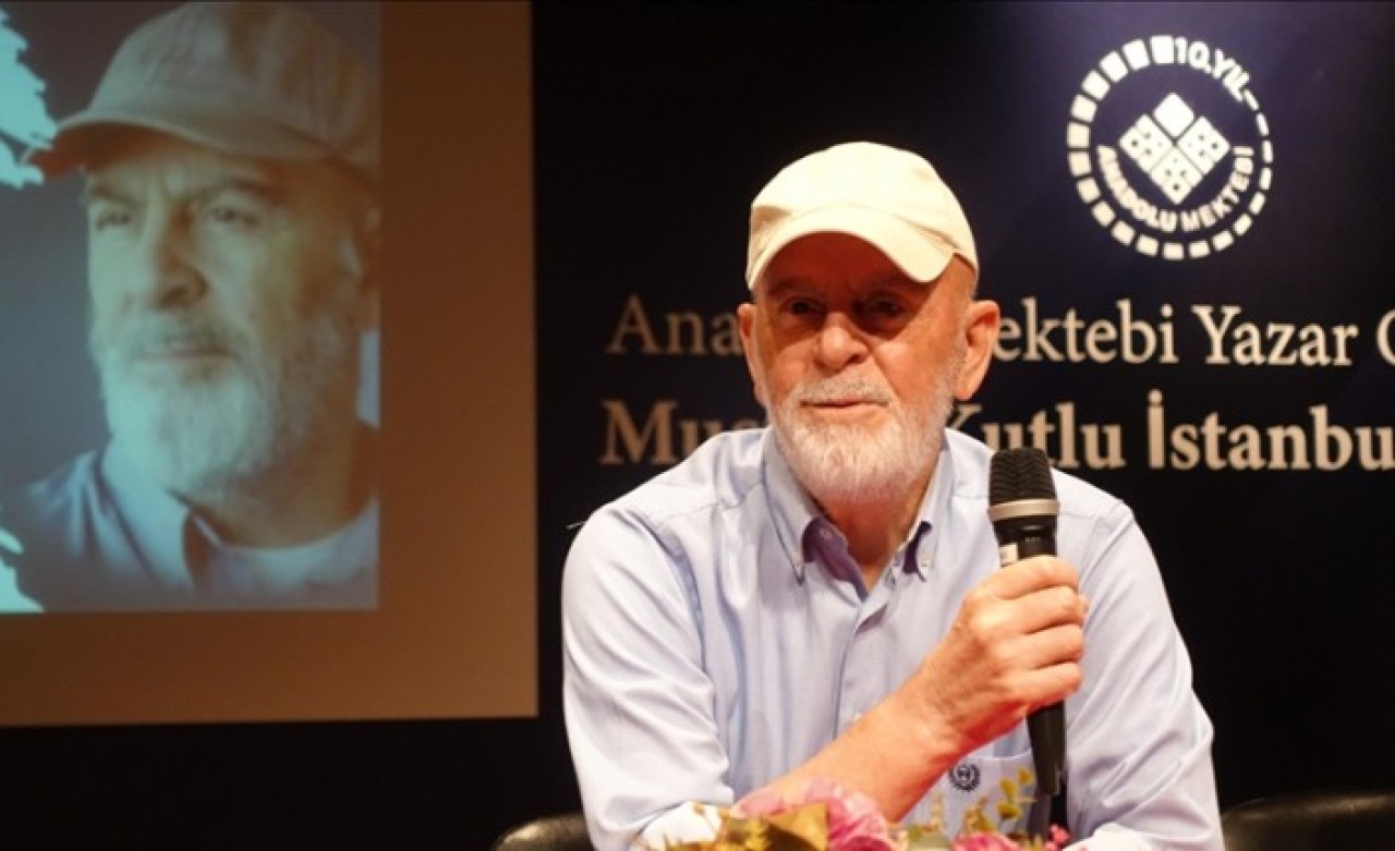 Anadolu Mektebi öğrencileri,  yazar Mustafa Kutlu'yla bir araya geldi