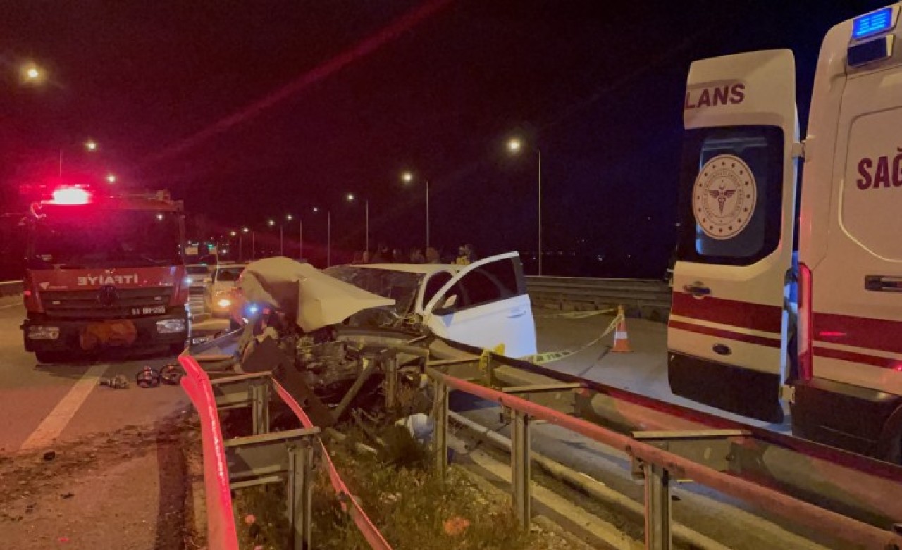 Ankara-Niğde otoyolunda kaza: Durhasan Selvi ve 1 kişi daha öldü,  Ömer Acar yaralandı