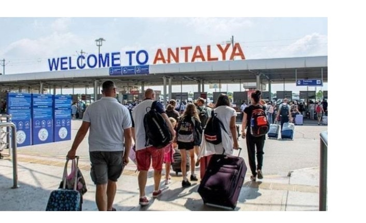 Antalya'ya turist akını: Bakın listenin başında hangi ülke var