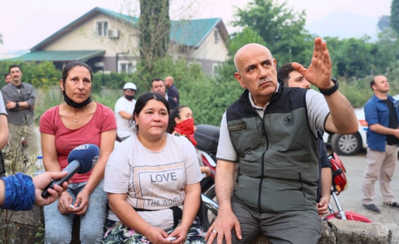 Bakan Kirişçi'den Marmaris yangınıyla ilgili açıklama: Araçlarımız çok şükür iyi düzeyde