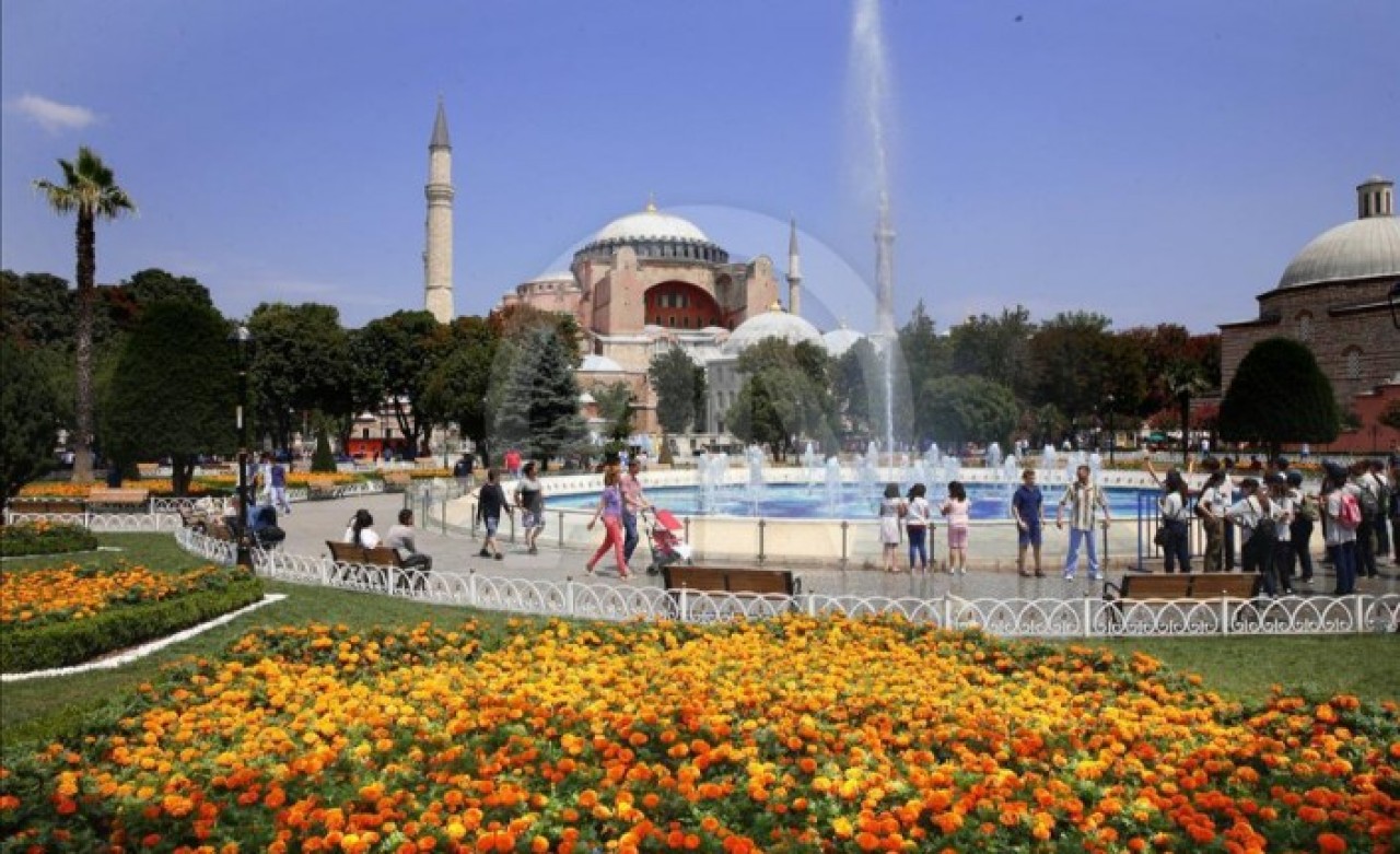 Bakanlık Türkiye'ye gelen turist sayısını açıkladı! Rekor artış